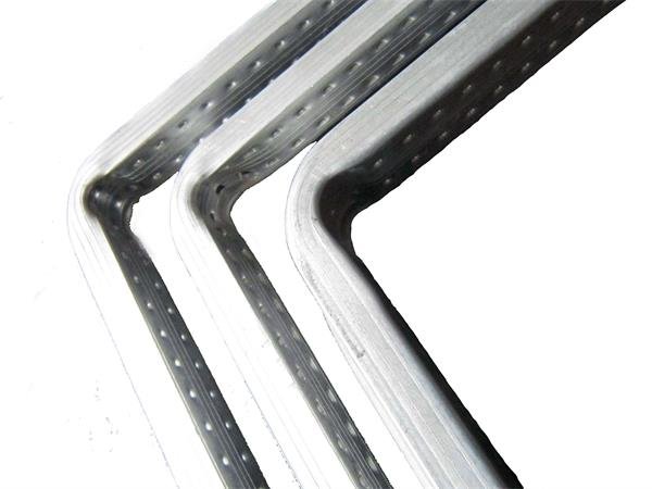 Bending hollow aluminum partition strip