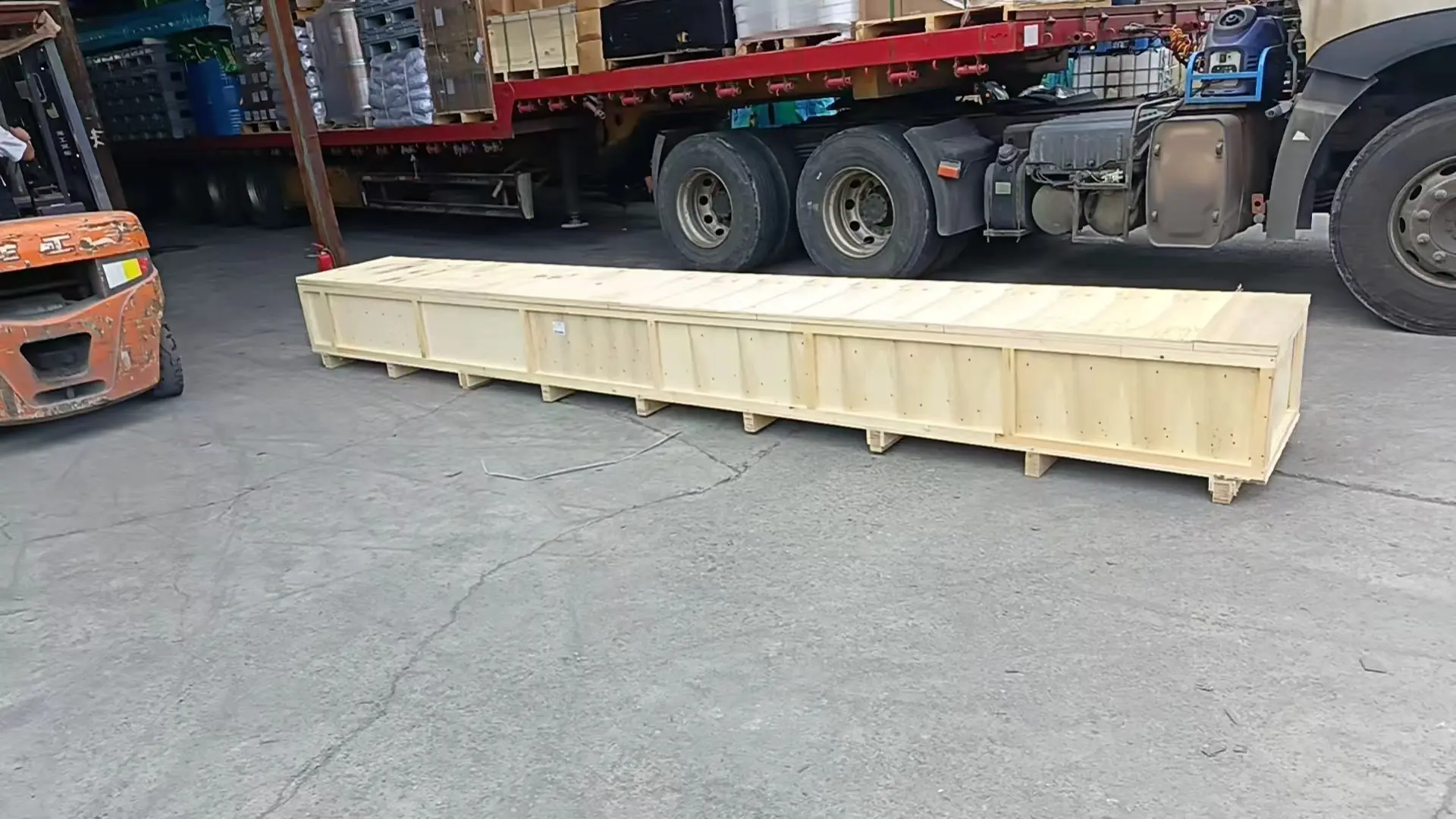 Domestic and international shipping cases of hollow aluminum profiles