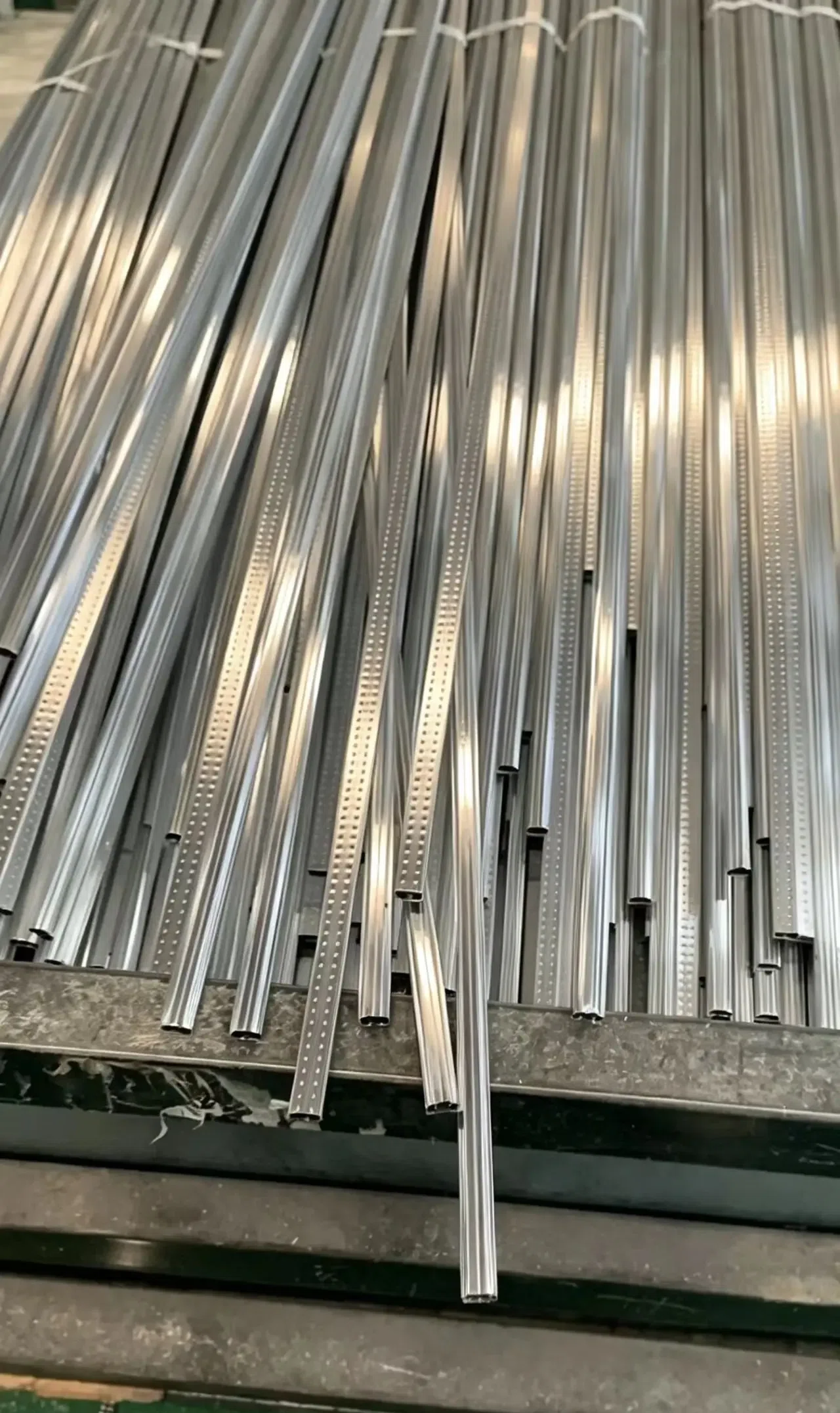 Aluminum Spacer Bar